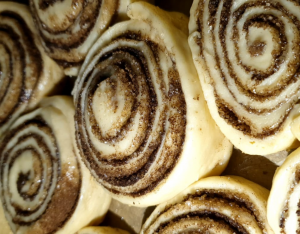 Read more about the article Cinnabon, zis si melc cu nuca si scortisoara